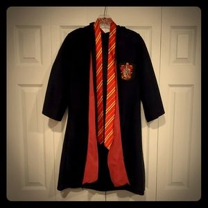 Harry Potter Gryffindor Wizard Robe & Ti…